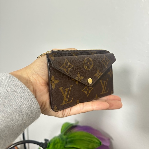 Louis Vuitton Monogram Recto Verso - Picture 16 of 16